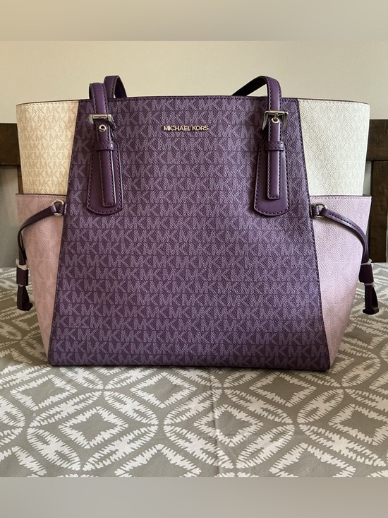 Michael Kors Handbags - Michael Kors Voyager Large EW Tote Dark Purple Multi NWT $398